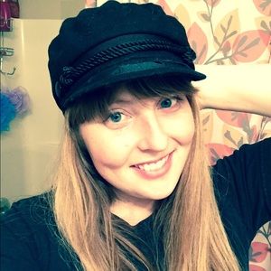 Meet your Posher, Lauren